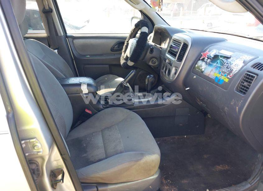 Photo 5 of 2007 Ford Escape XLT (VIN 1FMYU03Z17KA62602)