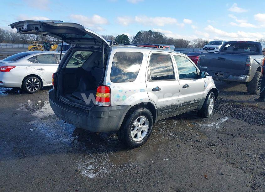 Photo 4 of 2007 Ford Escape XLT (VIN 1FMYU03Z37KA92572)