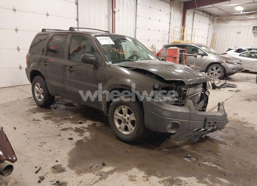 2006 Ford Escape XLT (VIN 1FMYU03Z46KD45641) main photo