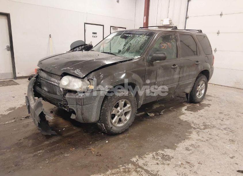 Photo 2 of 2006 Ford Escape XLT (VIN 1FMYU03Z46KD45641)