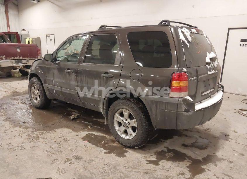 Photo 3 of 2006 Ford Escape XLT (VIN 1FMYU03Z46KD45641)