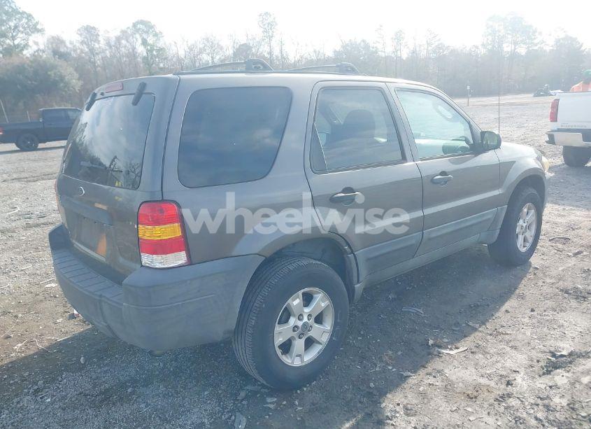 Photo 4 of 2006 Ford Escape XLT (VIN 1FMYU03Z56KC55074)