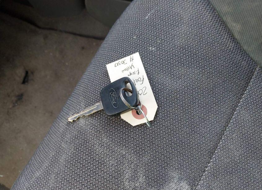 Photo 11 of 2002 Ford Escape XLT (VIN 1FMYU04112KA14518)