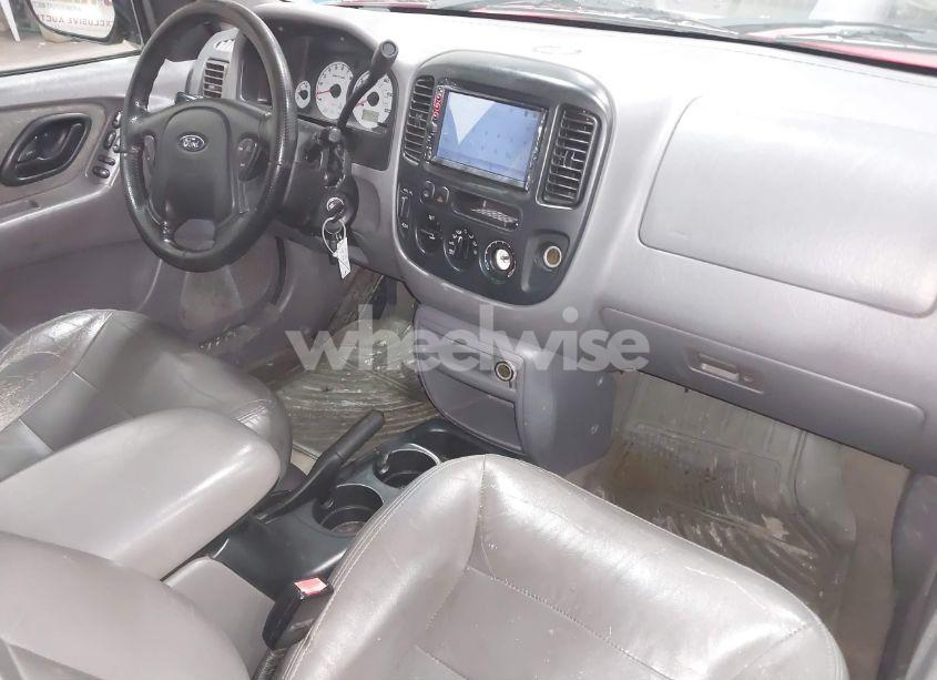 Photo 5 of 2002 Ford Escape XLT (VIN 1FMYU04112KA19170)