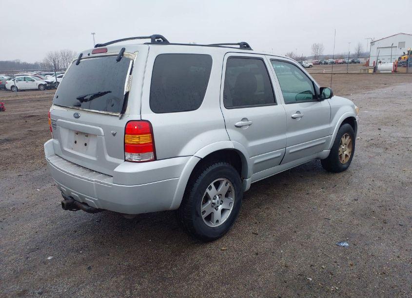 Photo 4 of 2005 Ford Escape LIMITED (VIN 1FMYU04115KD53431)