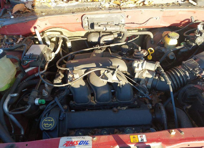 Photo 10 of 2001 Ford Escape XLT (VIN 1FMYU04121KB28672)