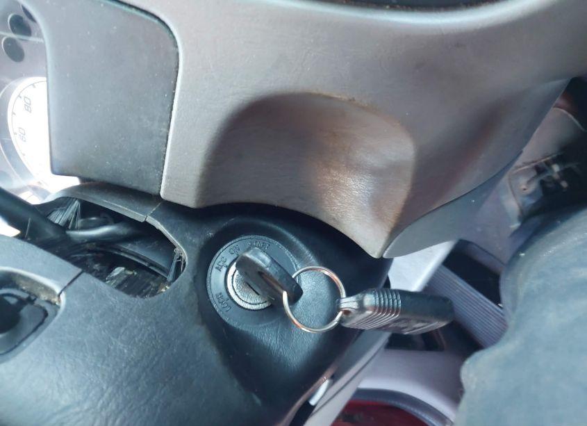 Photo 11 of 2001 Ford Escape XLT (VIN 1FMYU04121KB28672)