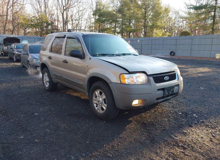 2001 Ford Escape XLT (VIN 1FMYU04121KB28817) main photo