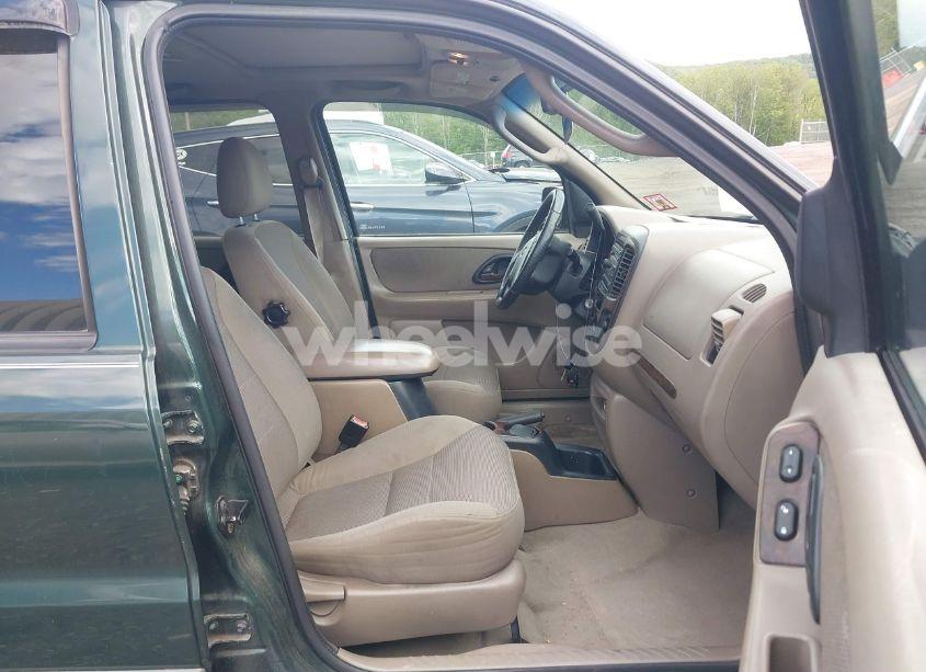 Photo 5 of 2002 Ford Escape XLT (VIN 1FMYU04122KA38486)