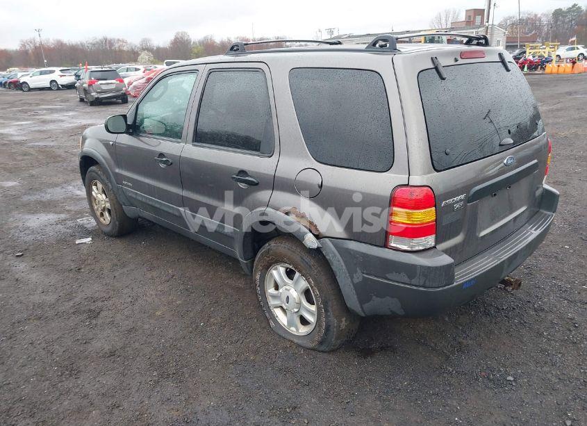 Photo 3 of 2002 Ford Escape XLT (VIN 1FMYU04122KC36937)