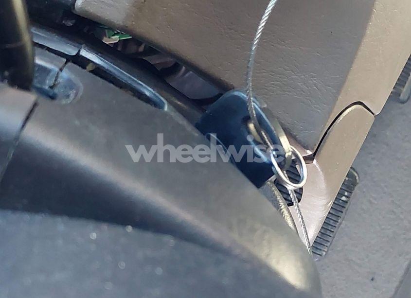 Photo 11 of 2001 Ford Escape XLT (VIN 1FMYU04131KB51488)