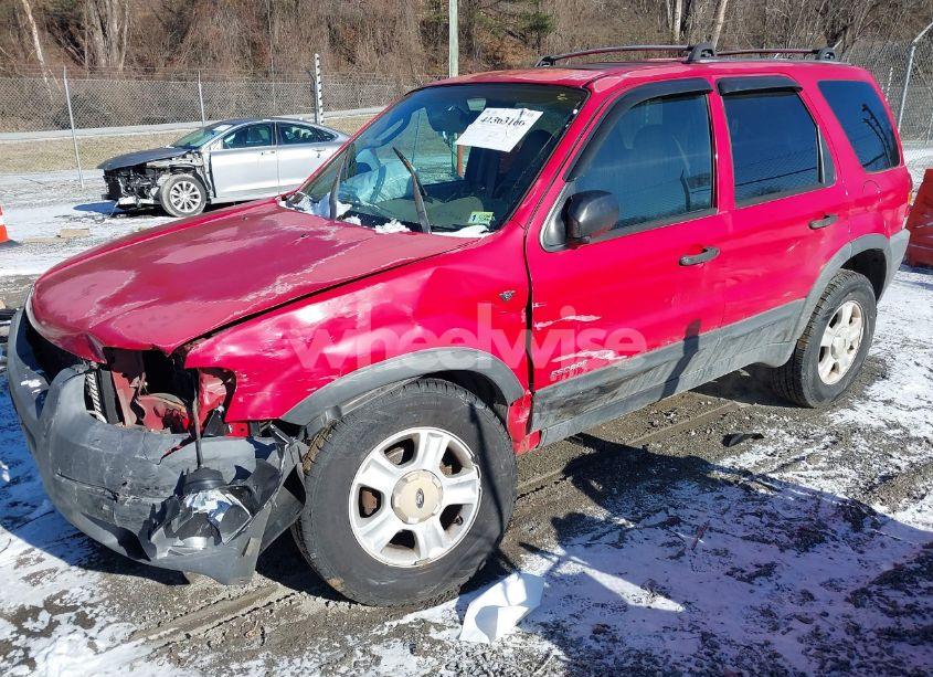 Photo 2 of 2001 Ford Escape XLT (VIN 1FMYU04131KB51488)