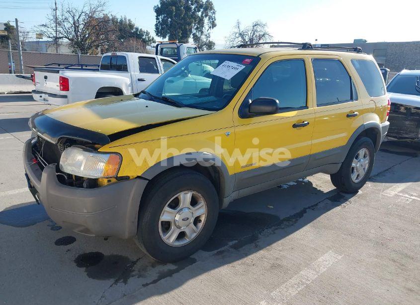 Photo 2 of 2002 Ford Escape XLT (VIN 1FMYU04132KA08090)