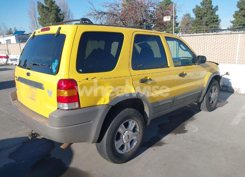 Photo 4 of 2002 Ford Escape XLT (VIN 1FMYU04132KA08090)