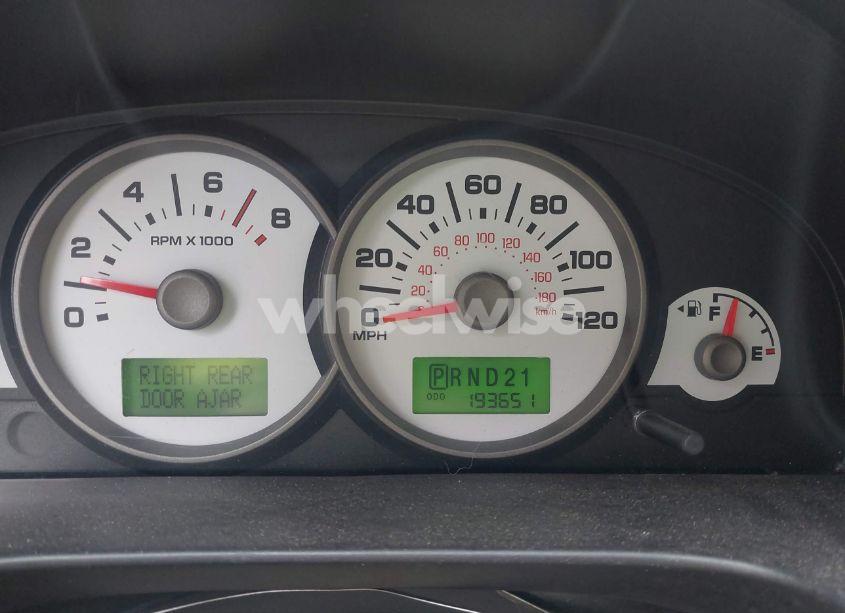 Photo 15 of 2007 Ford Escape LIMITED (VIN 1FMYU04137KA67003)