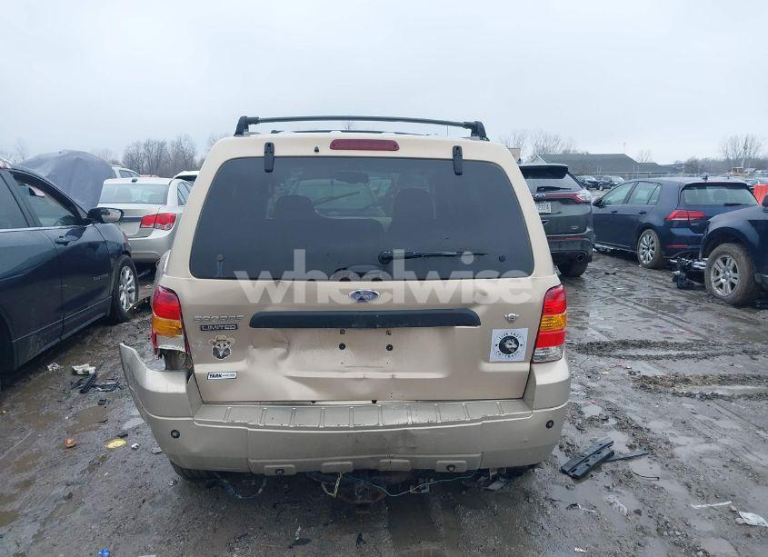 Photo 16 of 2007 Ford Escape LIMITED (VIN 1FMYU04137KA67003)