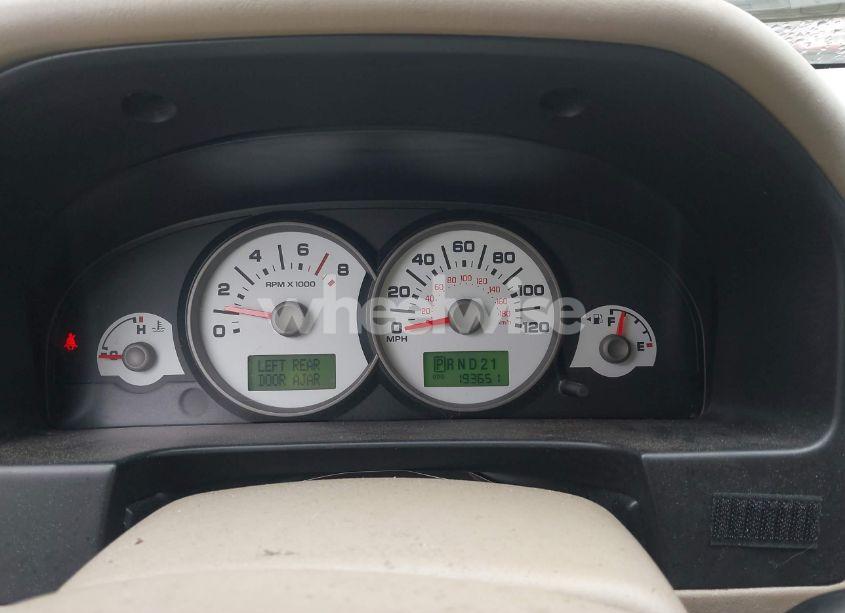 Photo 7 of 2007 Ford Escape LIMITED (VIN 1FMYU04137KA67003)