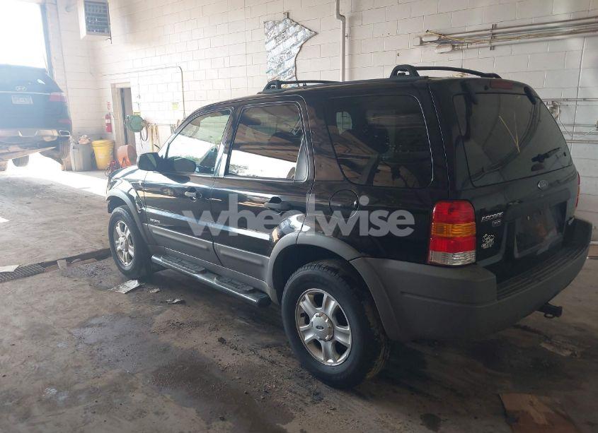 Photo 3 of 2002 Ford Escape XLT (VIN 1FMYU04142KB44597)
