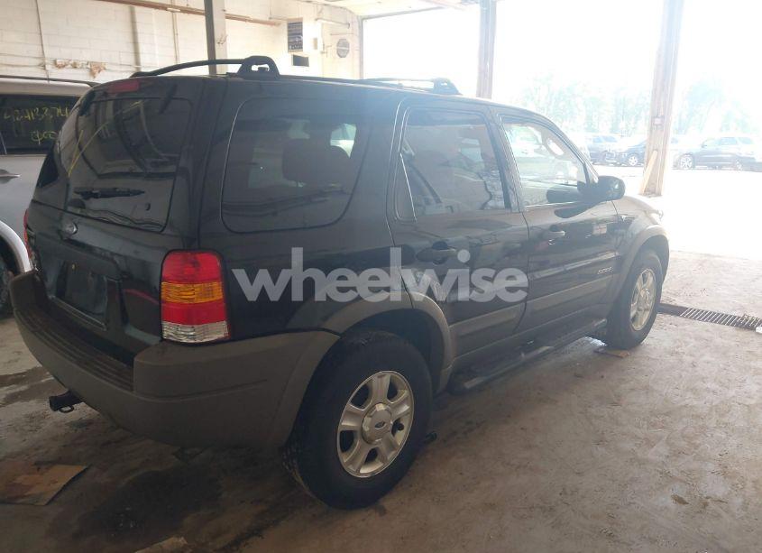 Photo 4 of 2002 Ford Escape XLT (VIN 1FMYU04142KB44597)