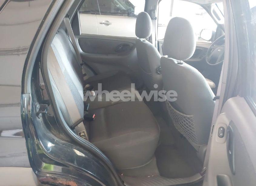 Photo 8 of 2002 Ford Escape XLT (VIN 1FMYU04142KB44597)