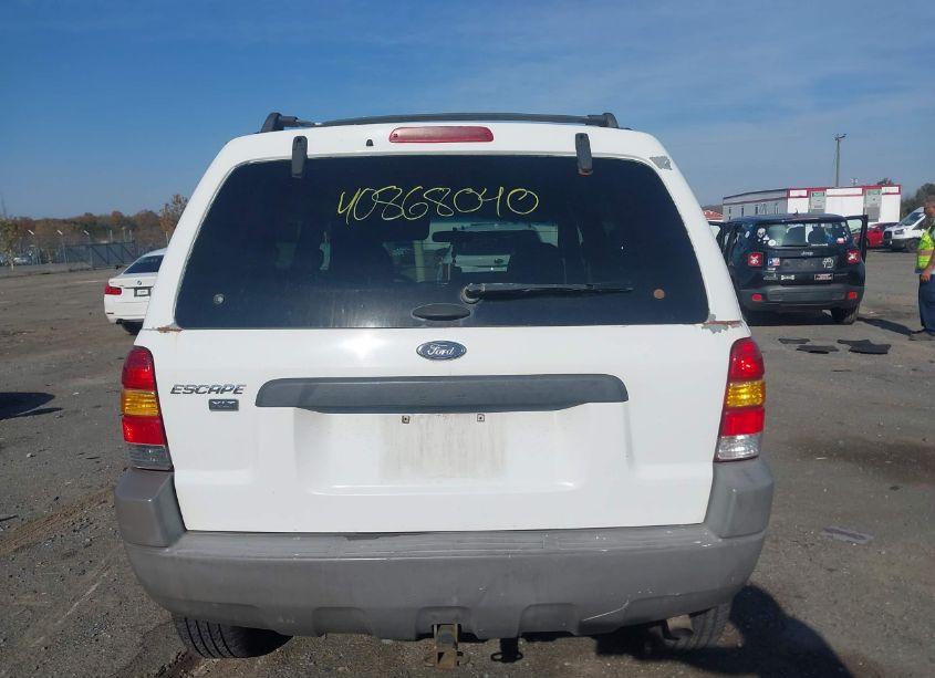 Photo 15 of 2002 Ford Escape XLT (VIN 1FMYU04142KC82723)