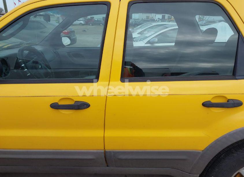 Photo 15 of 2001 Ford Escape XLT (VIN 1FMYU04151KE97154)