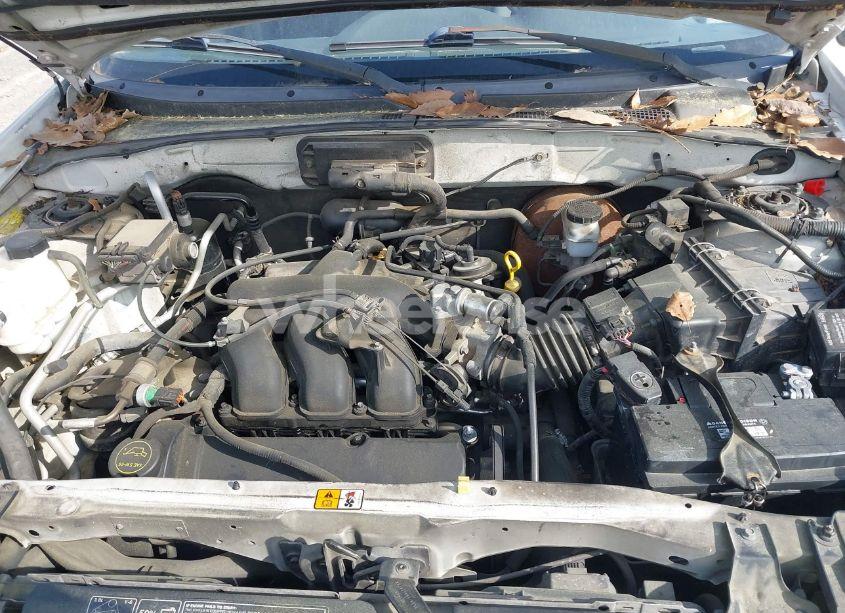 Photo 10 of 2001 Ford Escape XLT (VIN 1FMYU04151KF69759)