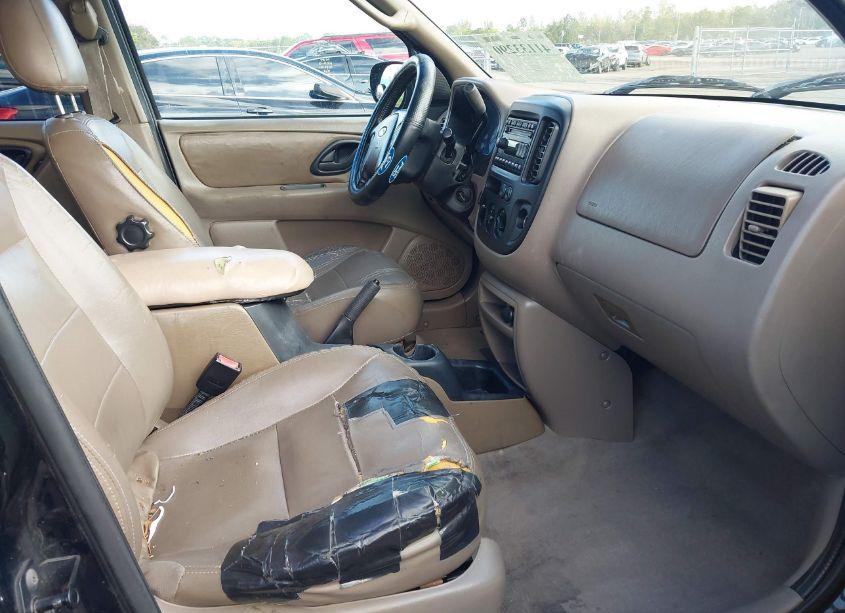 Photo 5 of 2002 Ford Escape XLT (VIN 1FMYU04152KC93763)