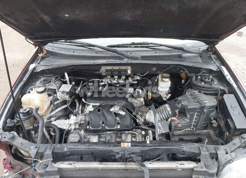 Photo 10 of 2005 Ford Escape LIMITED (VIN 1FMYU04155KA77626)