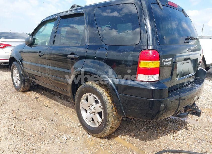 Photo 3 of 2005 Ford Escape LIMITED (VIN 1FMYU04155KE48512)