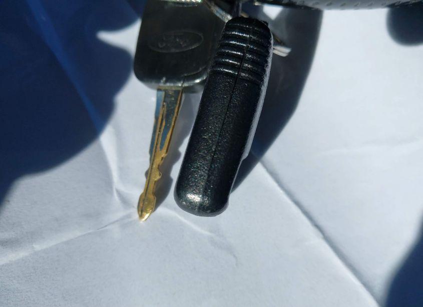 Photo 11 of 2001 Ford Escape XLT (VIN 1FMYU04161KA34522)