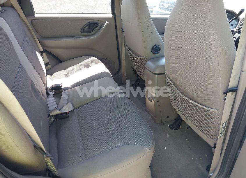 Photo 8 of 2001 Ford Escape XLT (VIN 1FMYU04161KC37345)