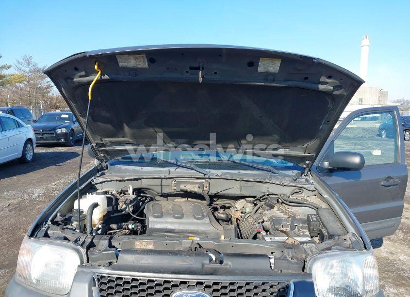 Photo 10 of 2002 Ford Escape XLT (VIN 1FMYU04162KC49223)