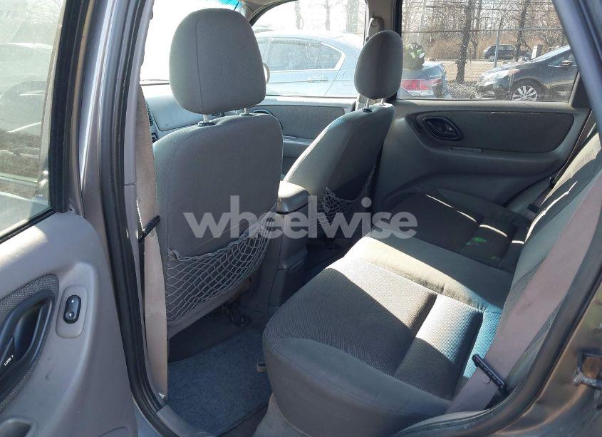 Photo 8 of 2002 Ford Escape XLT (VIN 1FMYU04162KC49223)