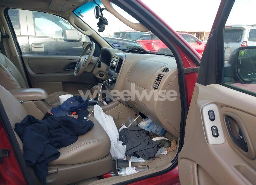 Photo 5 of 2006 Ford Escape LIMITED (VIN 1FMYU04166KD46606)