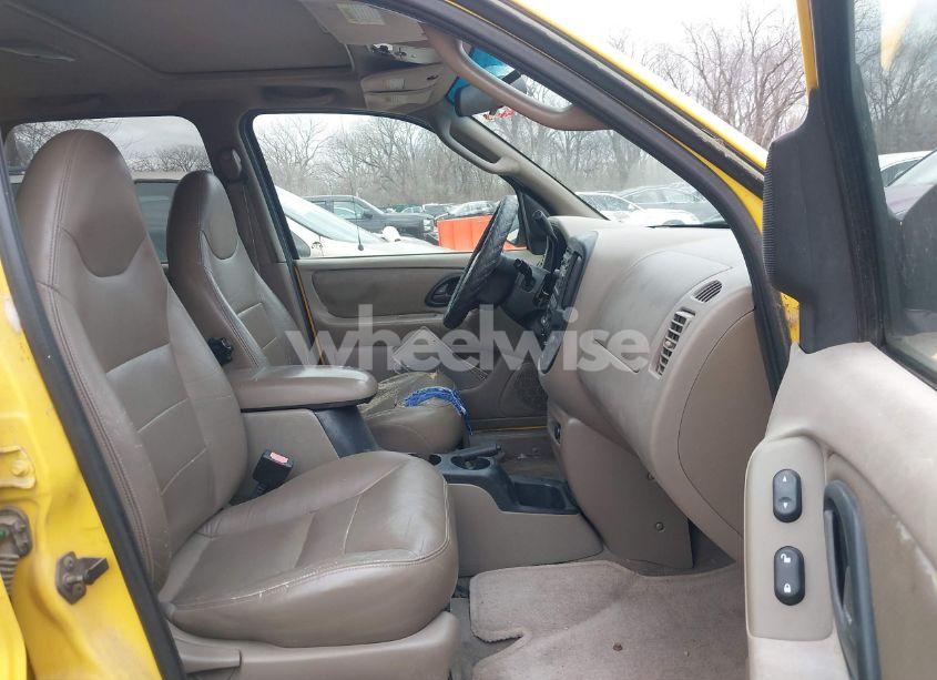 Photo 5 of 2001 Ford Escape XLT (VIN 1FMYU04171KE58419)