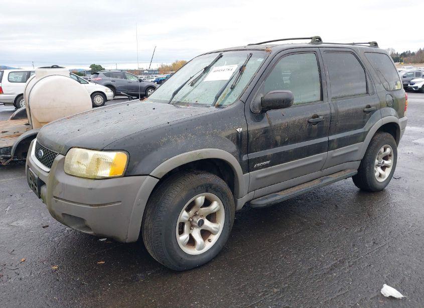 Photo 2 of 2001 Ford Escape XLT (VIN 1FMYU04171KE84261)