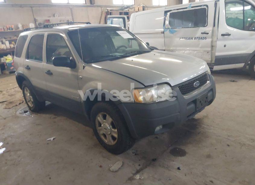 2002 Ford Escape XLT (VIN 1FMYU04172KB23629) main photo