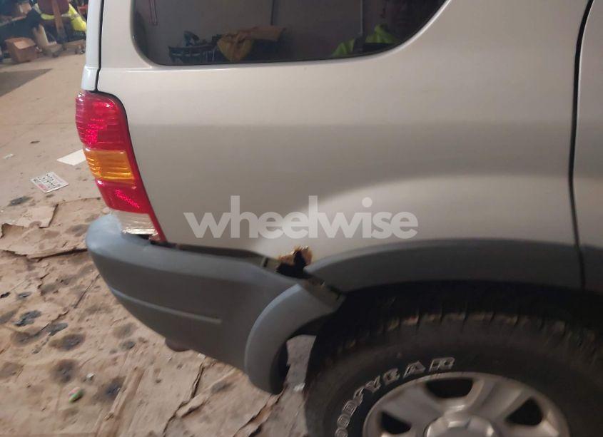 Photo 6 of 2002 Ford Escape XLT (VIN 1FMYU04172KB23629)