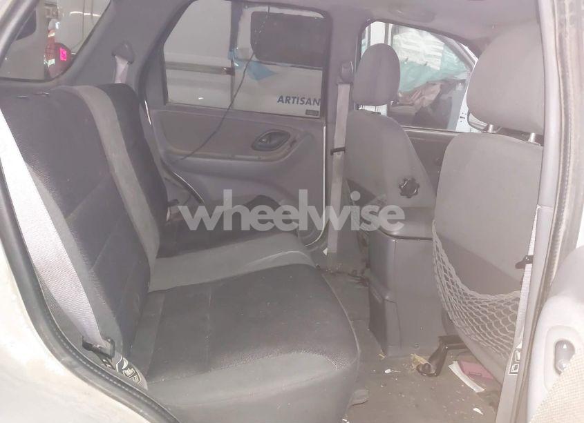 Photo 8 of 2002 Ford Escape XLT (VIN 1FMYU04172KB23629)