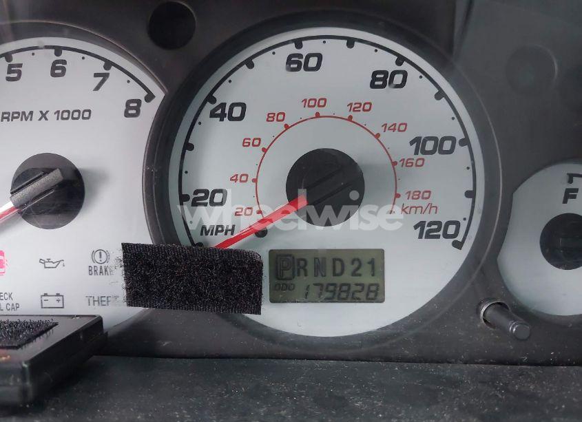 Photo 15 of 2002 Ford Escape XLT (VIN 1FMYU04172KB75620)