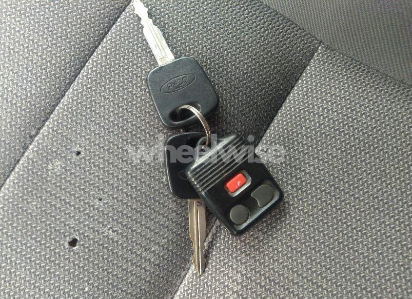 Photo 11 of 2002 Ford Escape XLT (VIN 1FMYU04172KC93540)