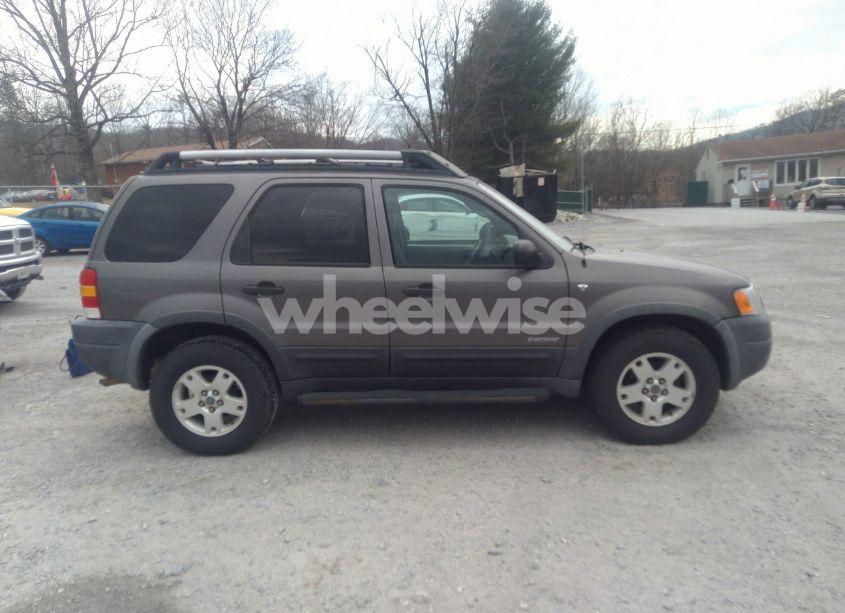 Photo 14 of 2002 Ford Escape XLT (VIN 1FMYU04172KC93540)