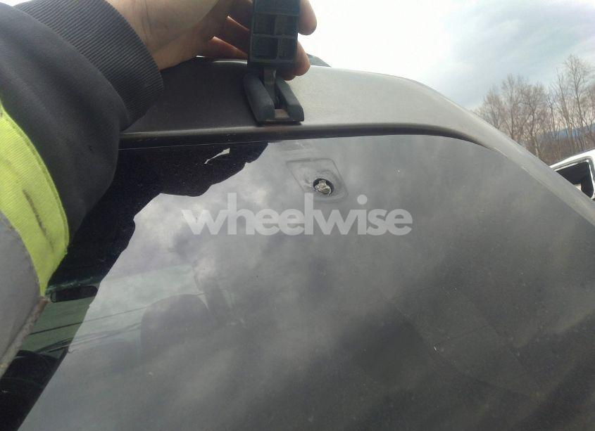 Photo 19 of 2002 Ford Escape XLT (VIN 1FMYU04172KC93540)