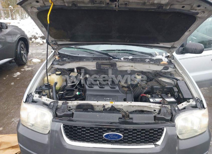 Photo 10 of 2002 Ford Escape XLT (VIN 1FMYU04182KC37333)