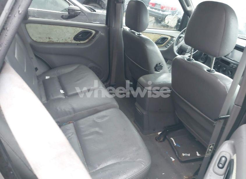 Photo 8 of 2002 Ford Escape XLT (VIN 1FMYU04182KC37333)