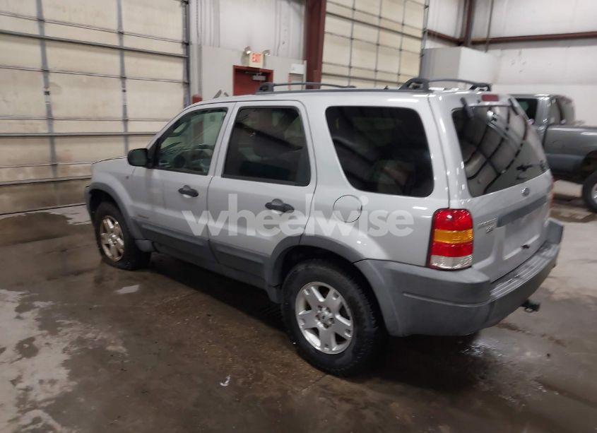 Photo 3 of 2002 Ford Escape XLT (VIN 1FMYU04182KC47182)