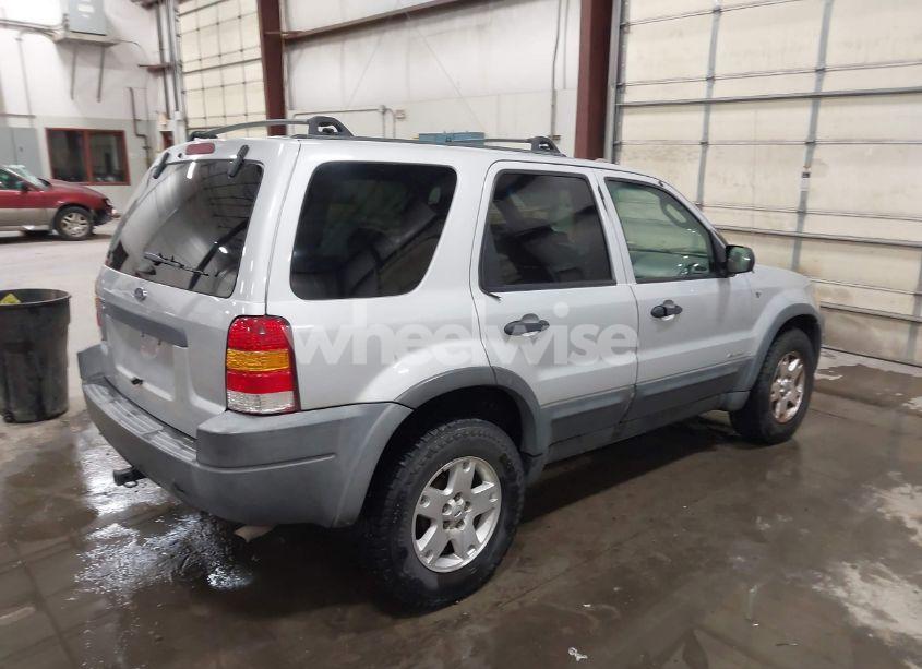 Photo 4 of 2002 Ford Escape XLT (VIN 1FMYU04182KC47182)