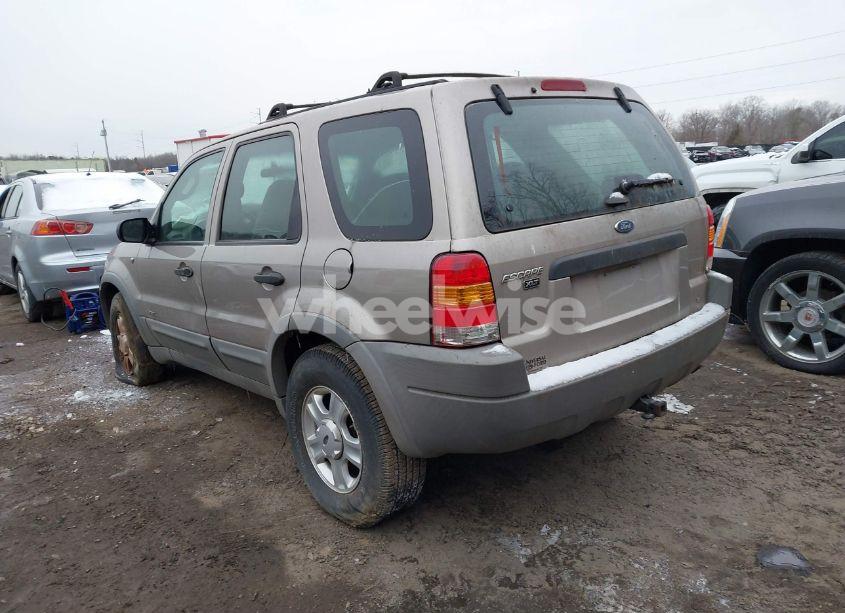 Photo 3 of 2001 Ford Escape XLT (VIN 1FMYU04191KB26997)