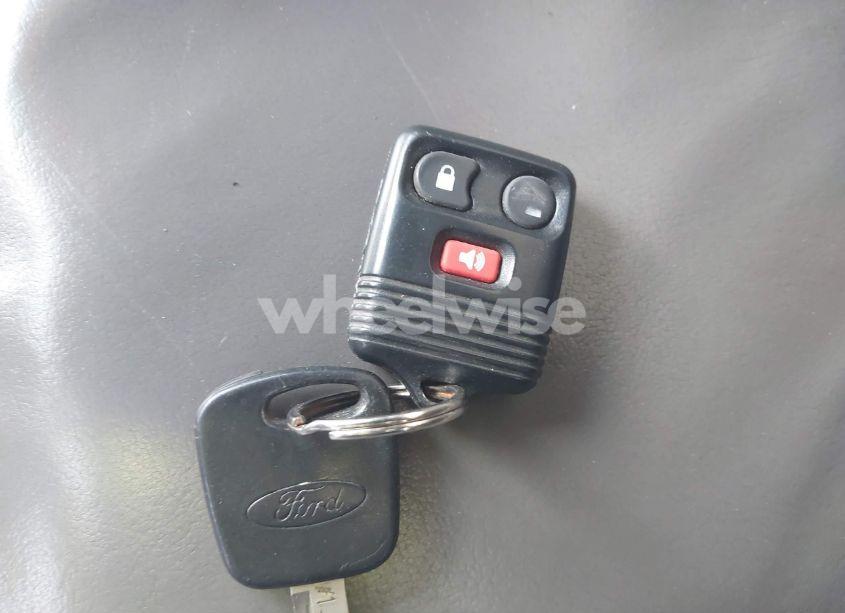 Photo 11 of 2002 Ford Escape XLT (VIN 1FMYU04192KA08840)
